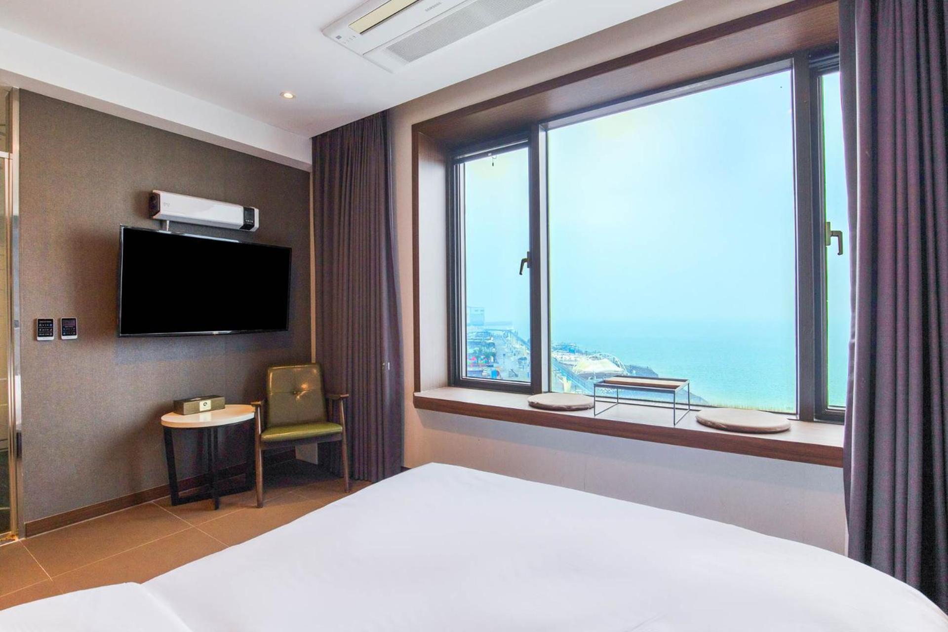 Incheon Blue Marine Hotel Exteriör bild