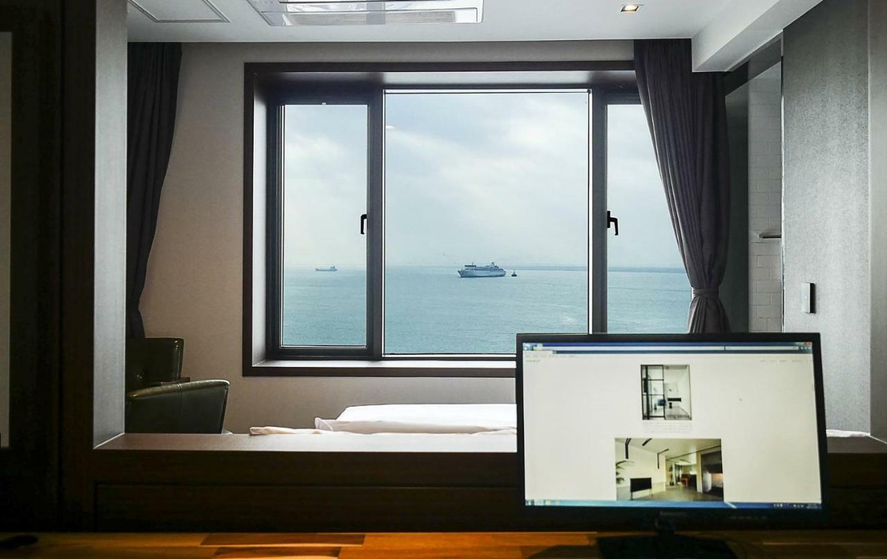 Incheon Blue Marine Hotel Exteriör bild